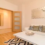 Appartamento Rise & Shine Luxury By Flat Mаnager